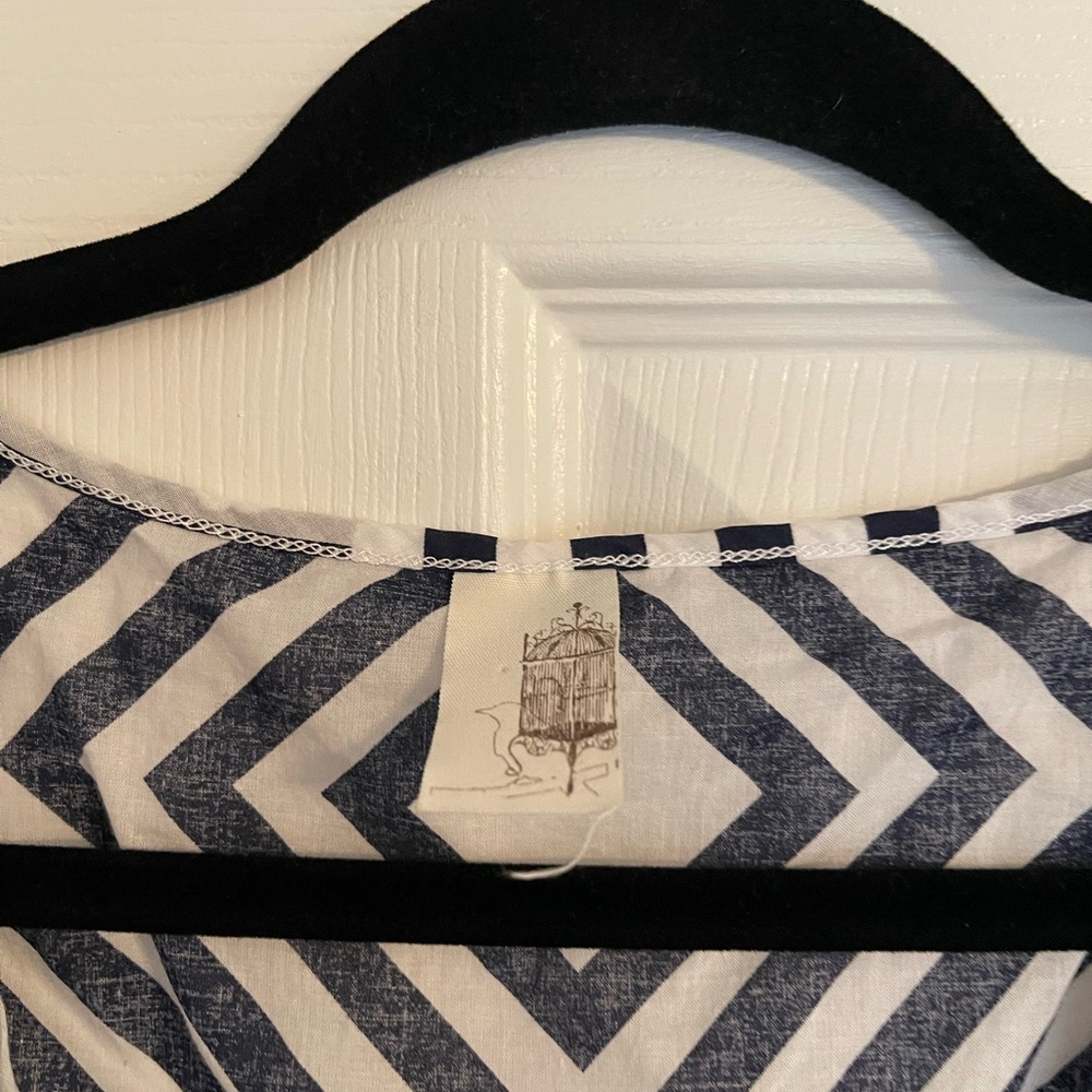 Geometric Patterned Sleeveless Dress bathing suit coverup blue and white Size L‎ - Picture 4 of 9